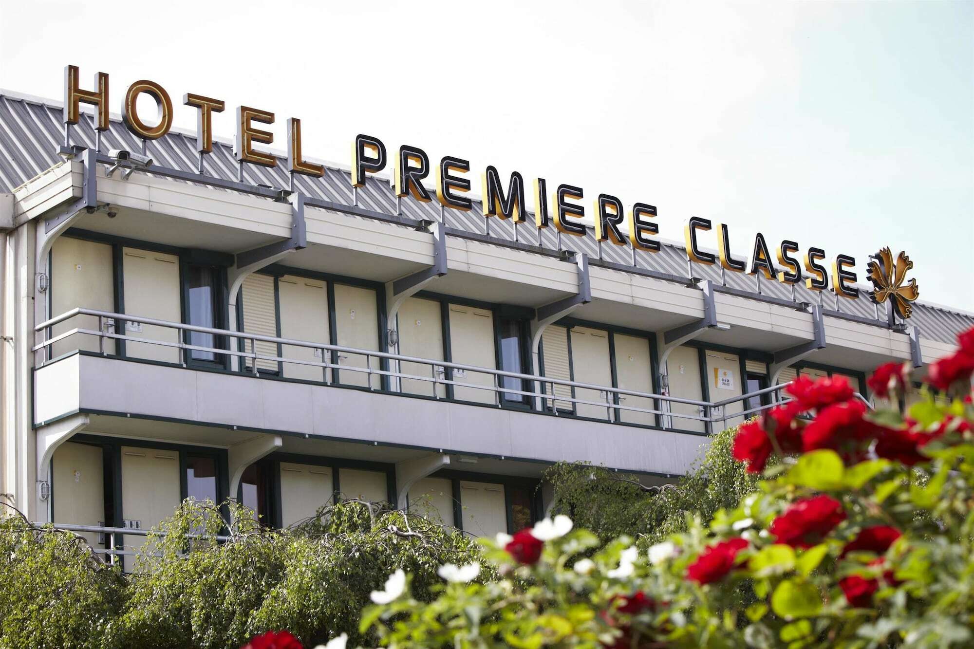 Classic Hotel - Fontenay-Trésigny Exteriör bild